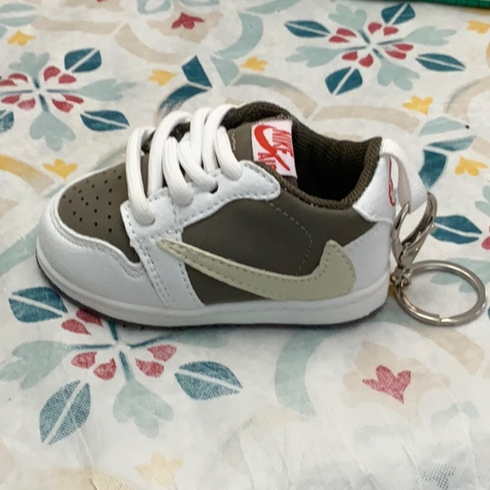 Reverse Mocha Travis Scott Keychain